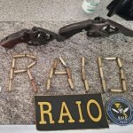 Equipes do RAIO realizam prisão e apreensão de arma de fogo e entorpecentes na zona rural de Quixadá QUIXADÁ