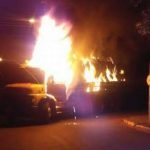 Caminhão é encontrado em chamas na CE 265 em Morada Nova SERTÃO CENTRAL