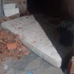 Teto de casa cai sobre homem que dormia, em Fortaleza TEMA LIVRE