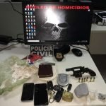 Polícia Civil apreende drogas, arma e carro clonado em Sobral PLANTÃO POLICIAL