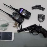 Força Tática frustra ação criminosa no bairro Amauri, apreende arma de fogo e recupera veículo roubado PLANTÃO POLICIAL