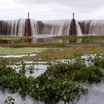Açude Batente, em Ocara, começou a sangrar na noite desta segunda-feira; é o sexto no Ceará TEMA LIVRE