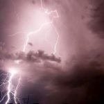 Raio cai sobre casa na zona rural de Santana do Acaraú e mata agricultor TEMA LIVRE