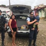 Policiais militares doam cestas básicas em comunidade carente da Serra de Pacoti TEMA LIVRE
