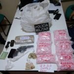 Polícia Militar prende dupla com arma e drogas em Senador Pompeu PLANTÃO POLICIAL