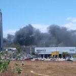 Ataques: criminosos incendeiam vários veículos novos em concessionária na Avenida Santos Dumont PLANTÃO POLICIAL