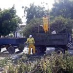 A secretaria de Infraestrutura, está realizando o serviço de limpeza e manutenção nos bairros Edmilson Correia de Vasconcelos e Pompéia. QUIXERAMOBIM