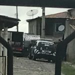 Homem é encontrado morto em calçada de um bar no bairro Conjunto Esperança em Quixeramobim QUIXERAMOBIM