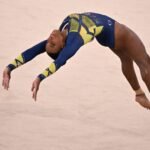 Rebeca Andrade conquista medalha de prata na final individual geral da ginástica; veja notas HORA DO ESPORTE