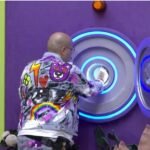 Veja o vídeo: Tiago Abravanel aperta botão de desistência do BBB 22 e deixa reality TEMA LIVRE