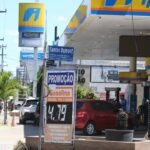 Preço da gasolina deve cair mais R$ 0,20 e chegar a R$ 4,59 em postos de Fortaleza TEMA LIVRE