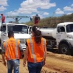 Pipeiros recebem parte do salário atrasado e retomam abastecimento no Ceará até o fim do ano TEMA LIVRE