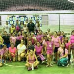 “Ginásio da Praça da Juventude se enche de cores e ritmos na celebração ao Outubro Rosa” QUIXERAMOBIM