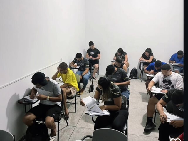 Anúncio de Edital e Abertura de Turma Preparatória para Concurso dos Correios