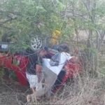 Carro capota com cinco pessoas na BR-122; idosa de 78 anos é a vítima mais grave QUIXADÁ