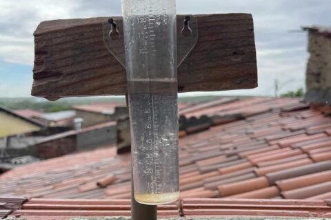 Chuva de 80 mm é registrada no bairro Maravilha, em Quixeramobim, durante a madrugada