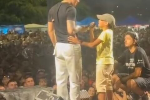 Pedro Miguel realiza sonho ao cantar com Zé Vaqueiro no palco do CarnaCentral em Quixeramobim