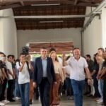 Prefeito é homenageado durante abertura da sexta turma de Medicina