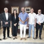 Prefeito de Quixeramobim articula investimentos e debate ZPE em reunião com governador do Ceará