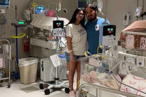 Em caso raro, mulher engravidar de quadrigêmeas idênticas mesmo usando DIU