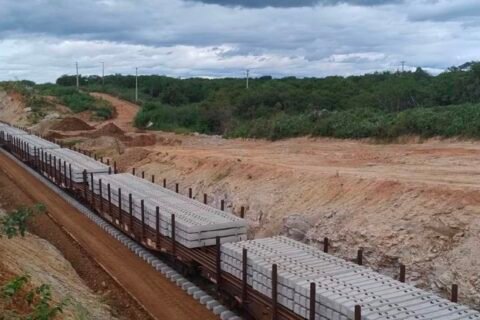 Obras da Transnordestina avançam em Quixeramobim e trecho deve ser concluído em agosto de 2026