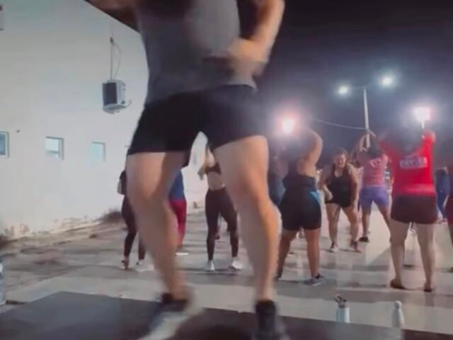 Aulas de aeróbica da Secretaria de Esportes movimentam Quixeramobim e incentivam uma vida mais saudável