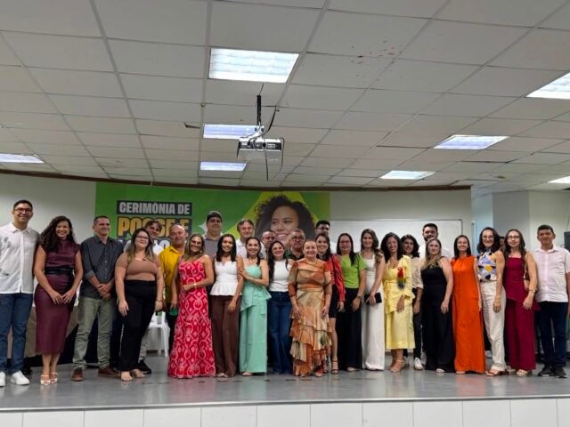 Prefeito Cirilo Pimenta empossa 20 professores aprovados em concurso público para reforçar a educação de Quixeramobim