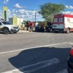 Motociclista fica gravemente ferido após colisão com caminhão na CE-060, em Quixeramobim